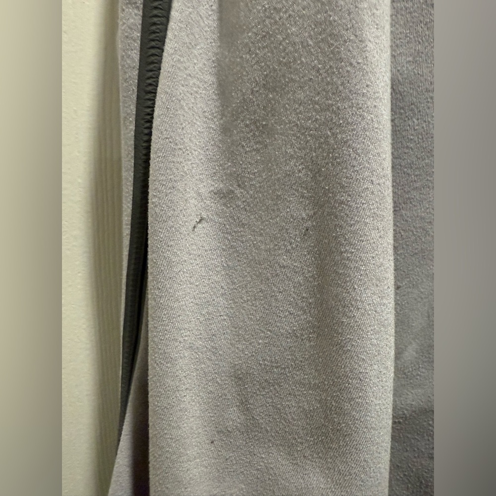 Lululemon men’s Jacket - Picture 10 of 11